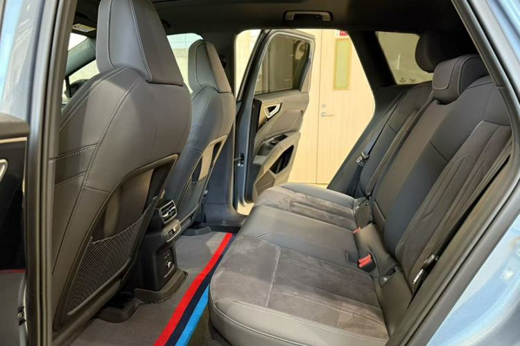Used Audi Q4 e-tron 2023 40 e-tron Creation Edition Midnight Interior 3