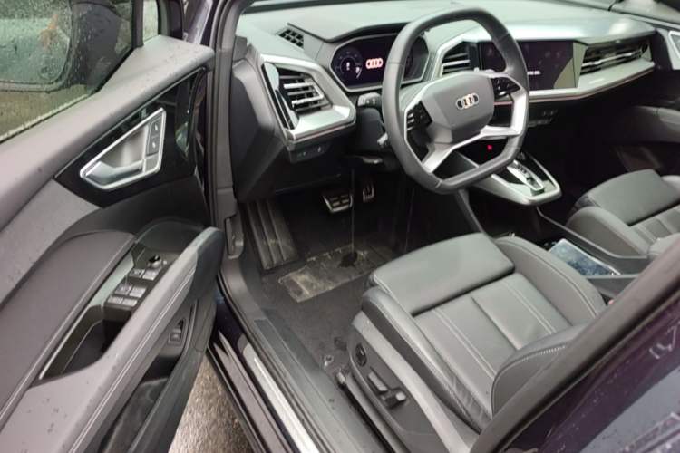 Used Audi Q4 e-tron 2023 40 e-tron Adventure Edition Interior 3