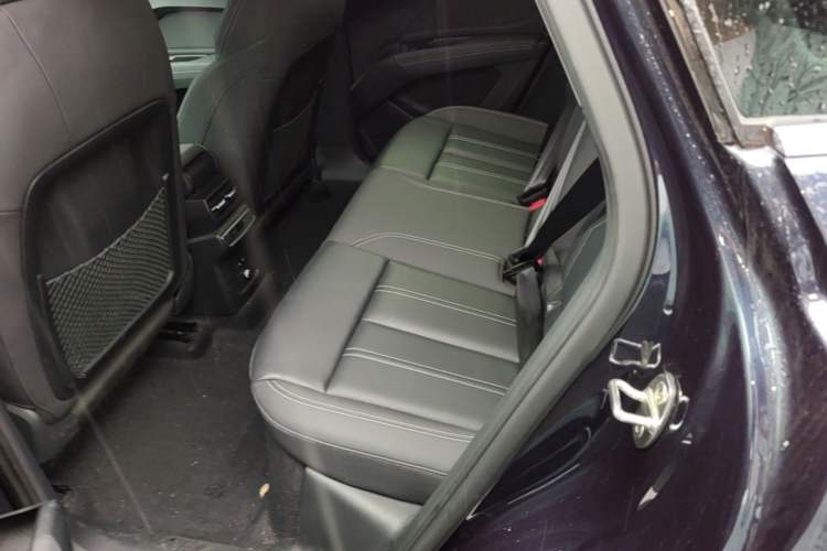 Used Audi Q4 e-tron 2023 40 e-tron Adventure Edition Interior 4