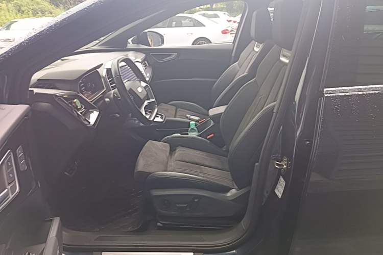 Used Audi Q4 e-tron 2023 40 e-tron Boundary Edition Left Front Seat