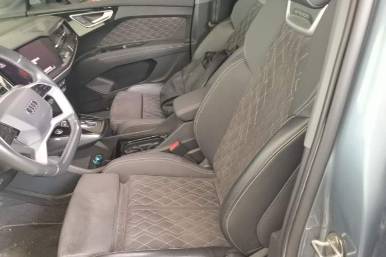 Used Audi Q4 e-tron 2023 50 e-tron quattro Creation Edition Left Front Seat