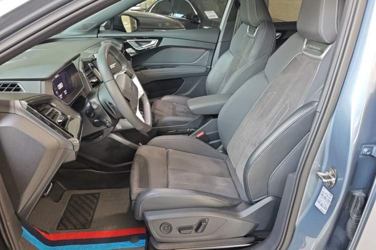 Used Audi Q4 e-tron 2023 40 e-tron Creation Edition Midnight Left Front Seat
