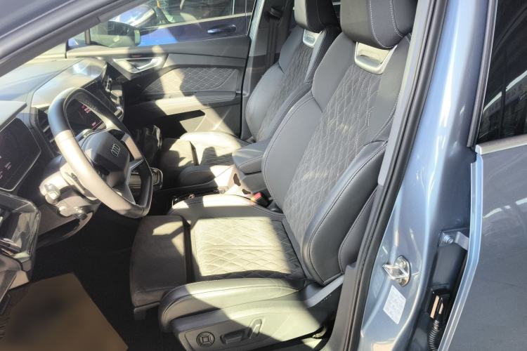 Used Audi Q4 e-tron 2023 50 e-tron quattro Creation Edition Left Front Seat