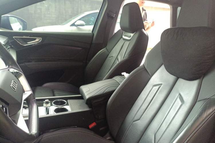 Used Audi Q4 e-tron 2023 40 e-tron Adventure Edition Left Front Seat