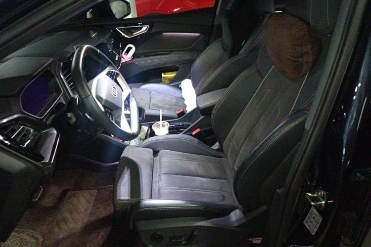 Used Audi Q4 e-tron 2023 50 e-tron quattro Visionary Edition Left Front Seat