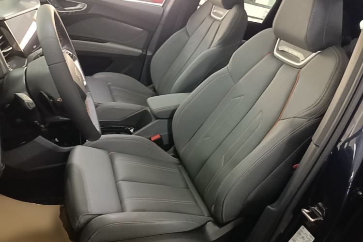 Used Audi Q4 e-tron 2023 40 e-tron Creation Edition Midnight Left Front Seat
