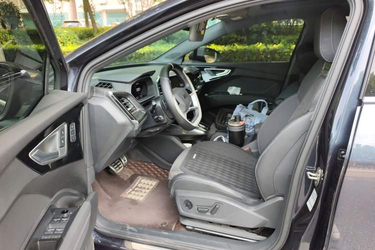 Used Audi Q4 e-tron 2023 40 e-tron Boundary Edition Left Front Seat