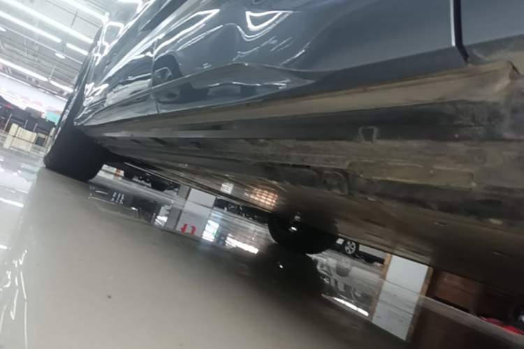 Used Audi Q4 e-tron 2023 40 e-tron Boundary Edition Left Side Sill