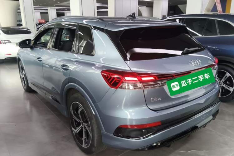 Used Audi Q4 e-tron 2023 40 e-tron Creation Edition Midnight Rear Left 45 Deg