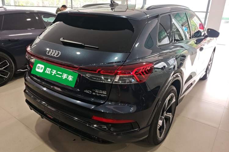Used Audi Q4 e-tron 2023 40 e-tron Creation Edition Midnight Rear Right 45 Deg
