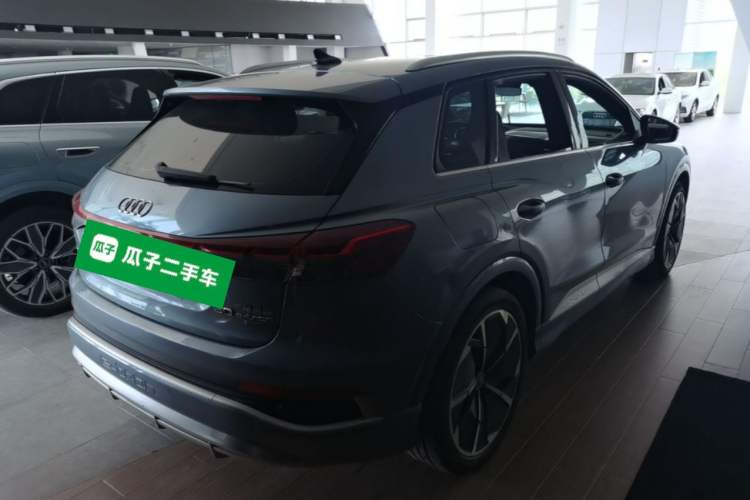 Used Audi Q4 e-tron 2023 50 e-tron quattro Creation Edition Rear Right 45 Deg