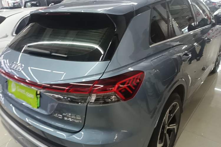 Used Audi Q4 e-tron 2023 40 e-tron Boundary Edition Rear Right 45 Deg