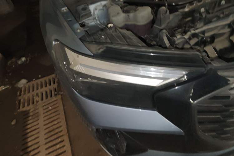 Used Audi Q4 e-tron 2023 40 e-tron Creation Edition Midnight Right Front Headlight