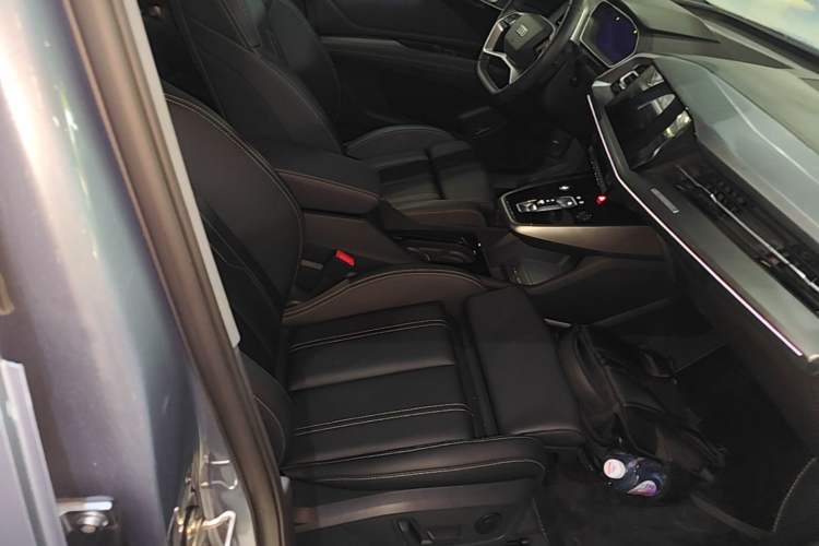 Used Audi Q4 e-tron 2023 40 e-tron Adventure Edition Right Front Seat