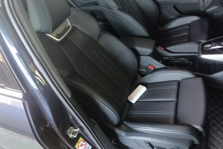 Used Audi Q4 e-tron 2023 40 e-tron Adventure Edition Right Front Seat