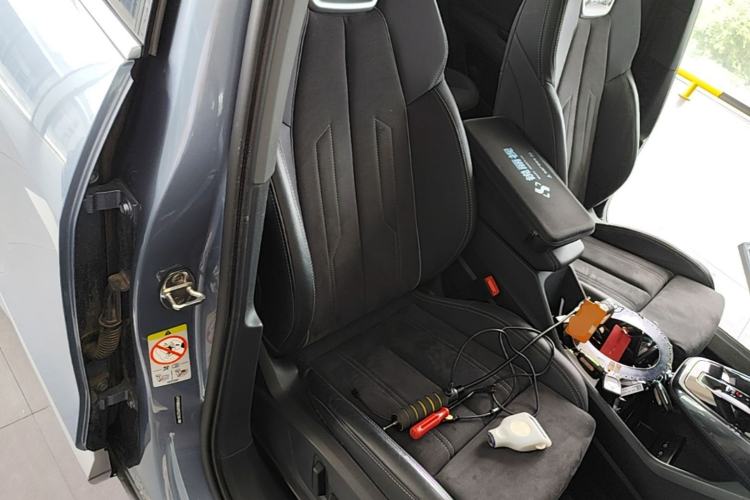 Used Audi Q4 e-tron 2023 40 e-tron Boundary Edition Right Front Seat