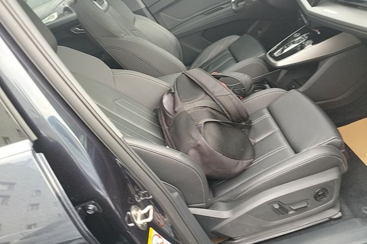 Used Audi Q4 e-tron 2023 40 e-tron Adventure Edition Right Front Seat