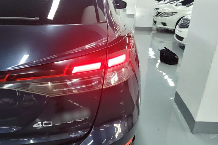 Used Audi Q4 e-tron 2023 40 e-tron Creation Edition Midnight Right Rear Taillight
