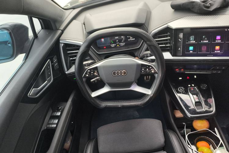 Used Audi Q4 e-tron 2023 40 e-tron Boundary Edition Steering Wheel