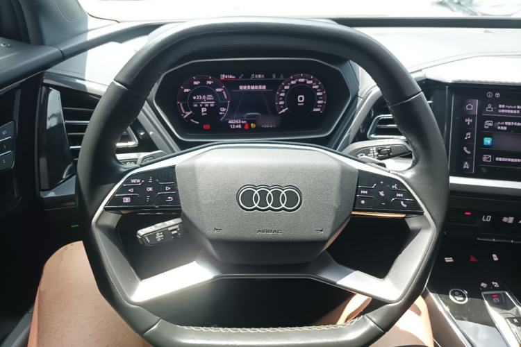 Used Audi Q4 e-tron 2023 50 e-tron quattro Visionary Edition Steering Wheel