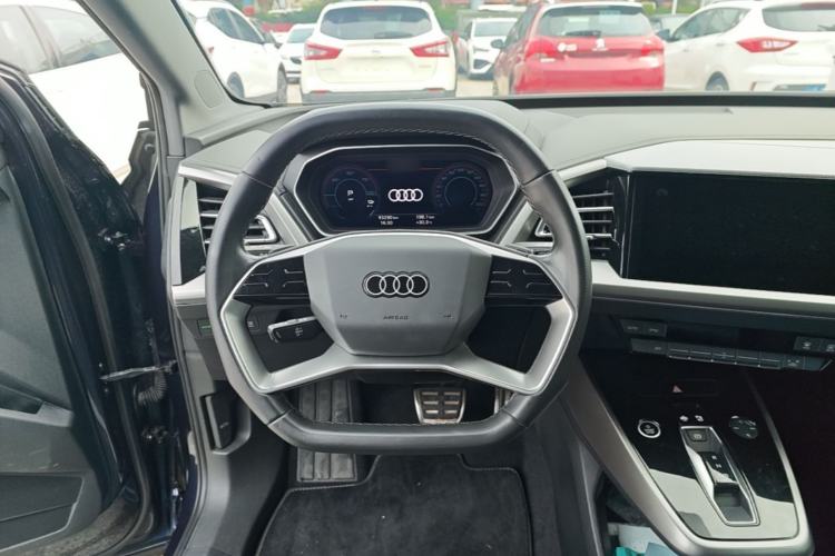 Used Audi Q4 e-tron 2023 40 e-tron Adventure Edition Steering Wheel