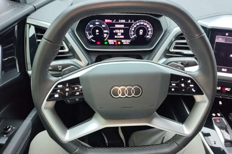 Used Audi Q4 e-tron 2023 40 e-tron Adventure Edition Steering Wheel