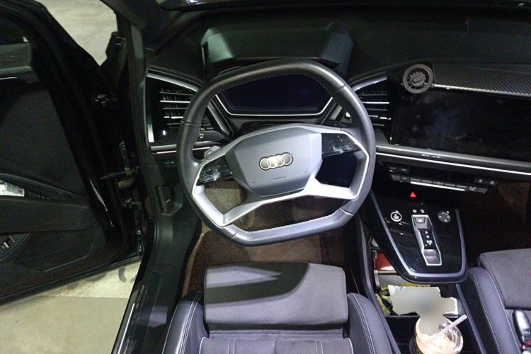 Used Audi Q4 e-tron 2023 50 e-tron quattro Visionary Edition Steering Wheel