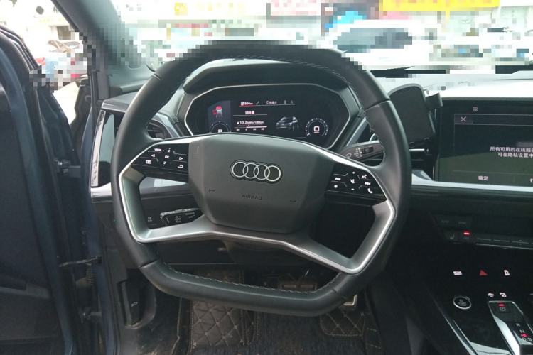 Used Audi Q4 e-tron 2023 40 e-tron Boundary Edition Steering Wheel