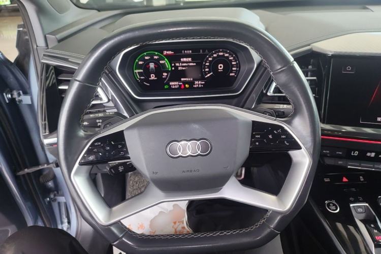 Used Audi Q4 e-tron 2023 50 e-tron quattro Visionary Edition Steering Wheel