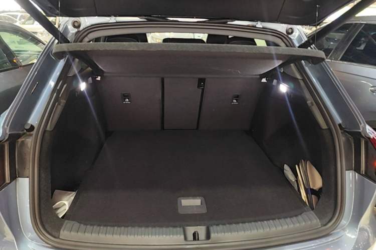 Used Audi Q4 e-tron 2023 40 e-tron Adventure Edition Trunk