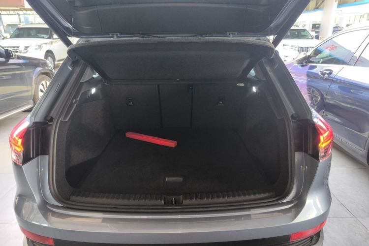 Used Audi Q4 e-tron 2023 50 e-tron quattro Creation Edition Trunk