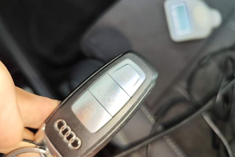 Used Audi Q4 e-tron 2023 40 e-tron Boundary Edition Vehicle Key