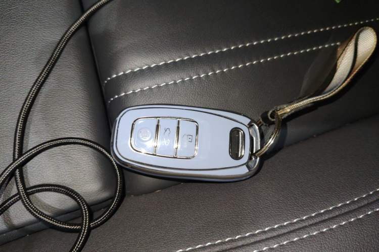 Used Audi Q4 e-tron 2023 40 e-tron Adventure Edition Vehicle Key
