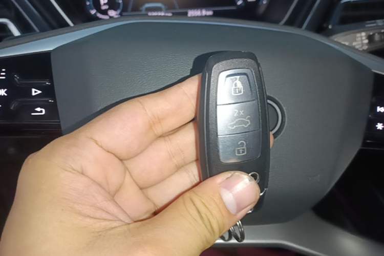 Used Audi Q4 e-tron 2023 40 e-tron Boundary Edition Vehicle Key