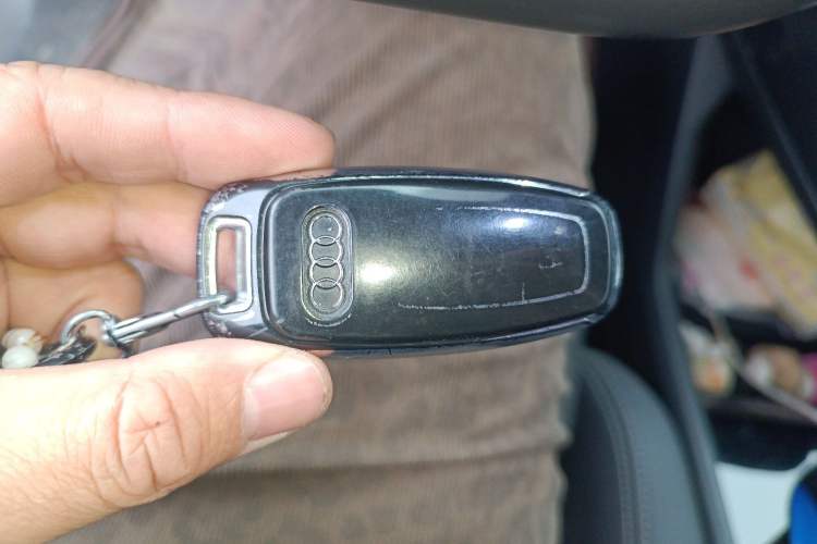 Used Audi Q4 e-tron 2023 40 e-tron Creation Edition Midnight Vehicle Key