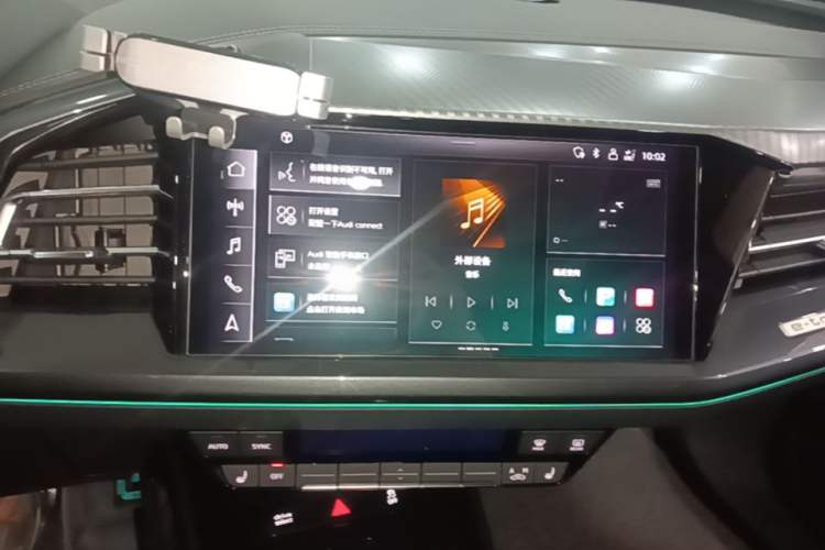Used Audi Q4 e-tron 2023 40 e-tron Creation Edition Midnight Audio And AC Panel