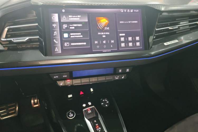 Used Audi Q4 e-tron 2023 40 e-tron Boundary Edition Audio And AC Panel