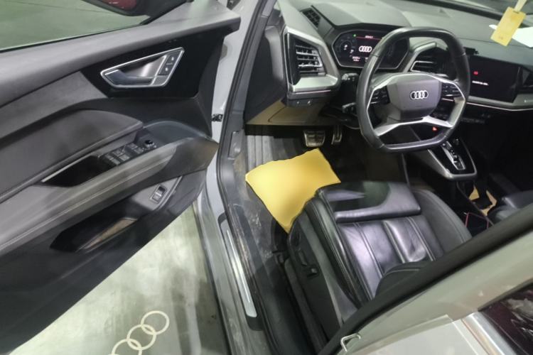 Used Audi Q4 e-tron 2023 40 e-tron Adventure Edition Driver Seat