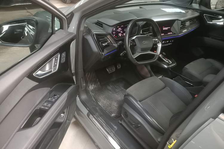 Used Audi Q4 e-tron 2023 40 e-tron Boundary Edition Driver Seat