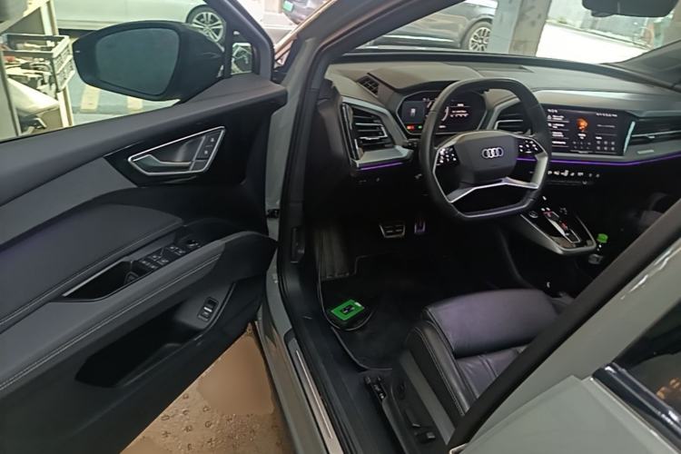 Used Audi Q4 e-tron 2023 40 e-tron Adventure Edition Driver Seat