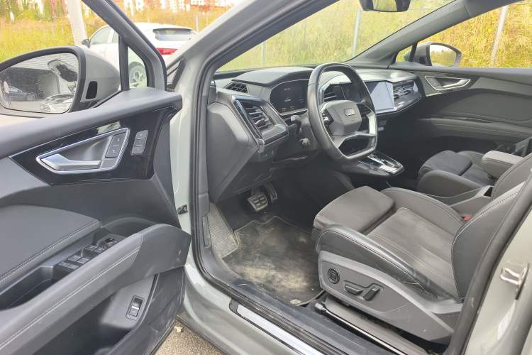 Used Audi Q4 e-tron 2023 40 e-tron Boundary Edition Driver Seat