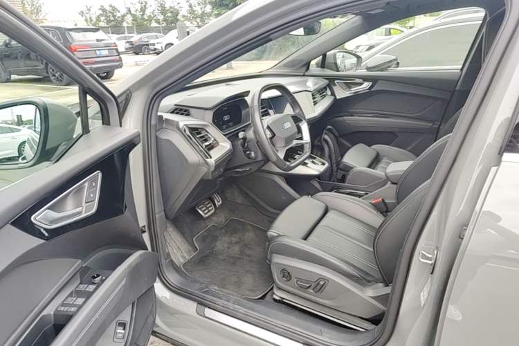 Used Audi Q4 e-tron 2023 40 e-tron Adventure Edition Driver Seat