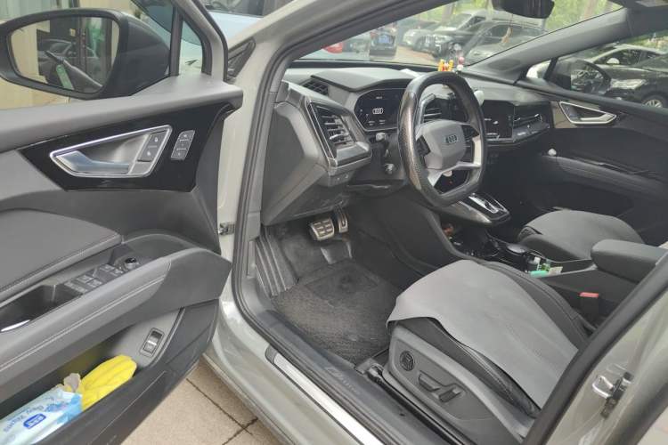 Used Audi Q4 e-tron 2023 40 e-tron Boundary Edition Driver Seat