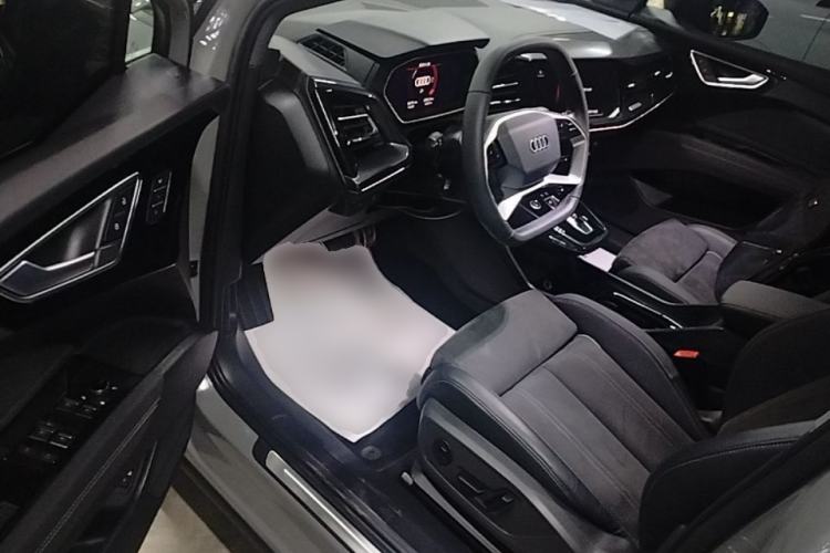 Used Audi Q4 e-tron 2023 40 e-tron Boundary Edition Driver Seat