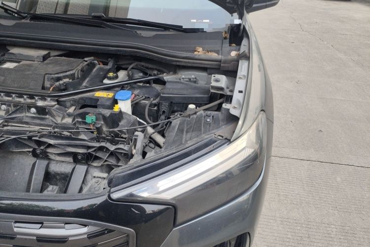 Used Audi Q4 e-tron 2023 40 e-tron Creation Edition Midnight Engine Bay Left