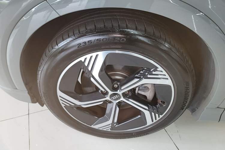 Used Audi Q4 e-tron 2023 40 e-tron Boundary Edition Exterior 4