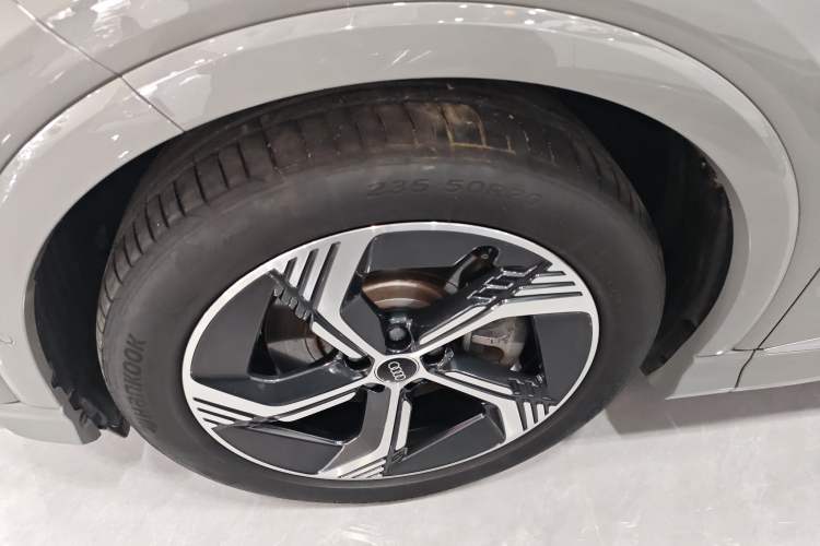 Used Audi Q4 e-tron 2023 40 e-tron Boundary Edition Exterior 4