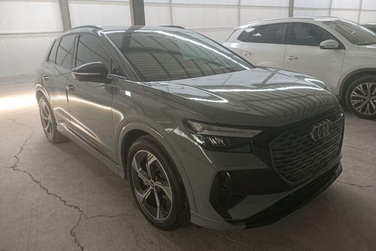 Used Audi Q4 e-tron 2023 40 e-tron Boundary Edition Front Right 45 Deg