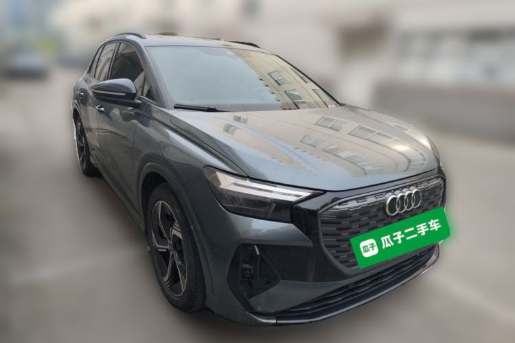 Used Audi Q4 e-tron 2023 40 e-tron Creation Edition Midnight Front Right 45 Deg