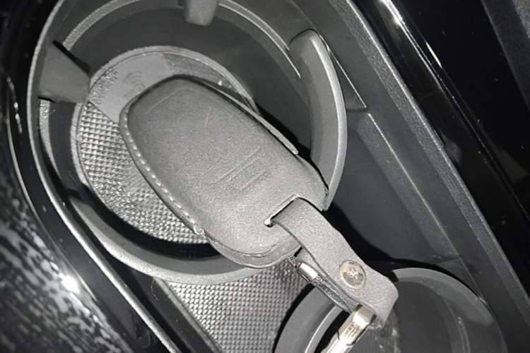 Used Audi Q4 e-tron 2023 50 e-tron quattro Visionary Edition Interior 1